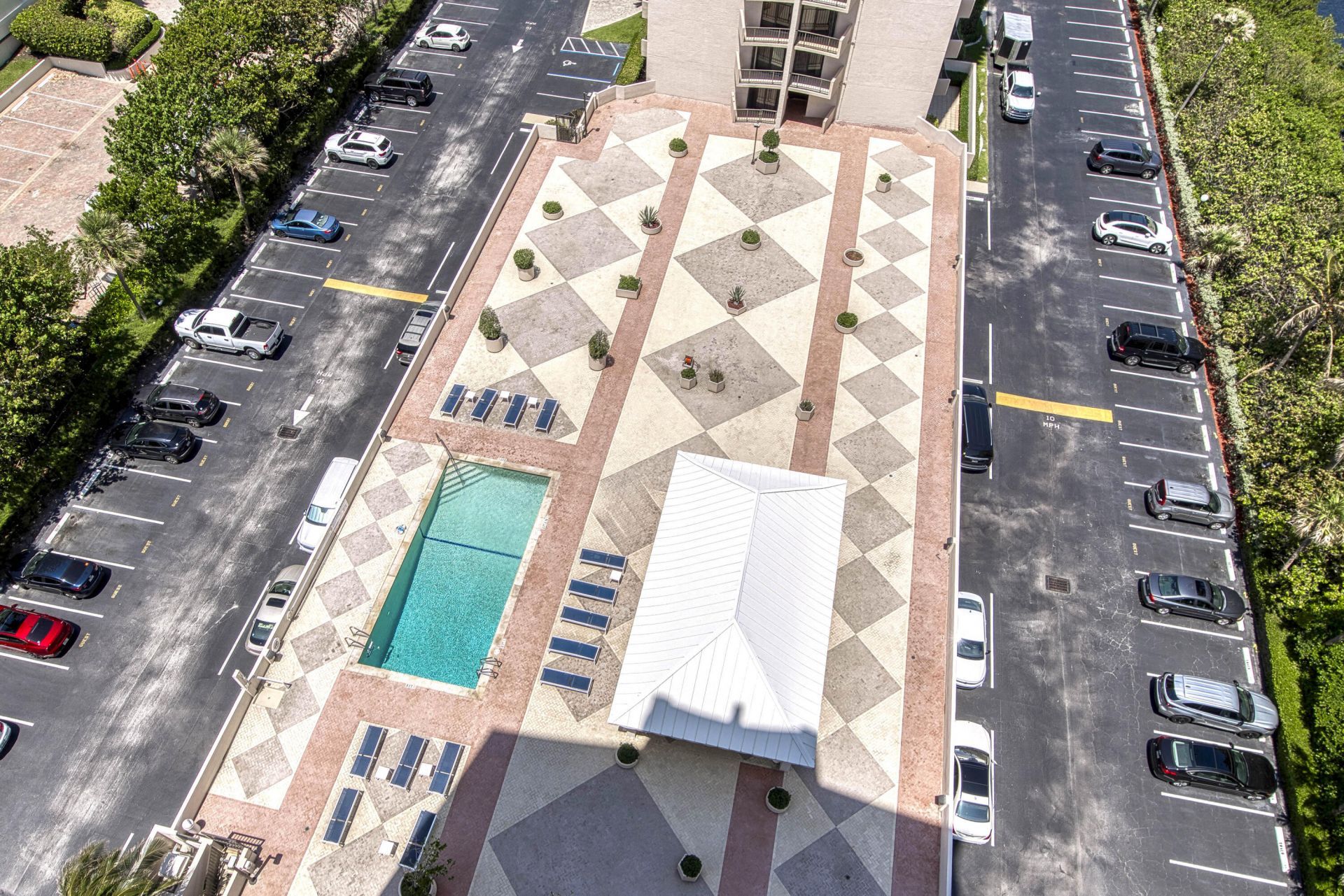 4200 N Ocean Drive, Unit 1-1405, Singer Island, FL 33404 Photo