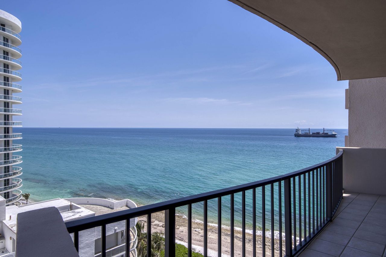 4200 N Ocean Drive, Unit 1-1405, Singer Island, FL 33404 Photo