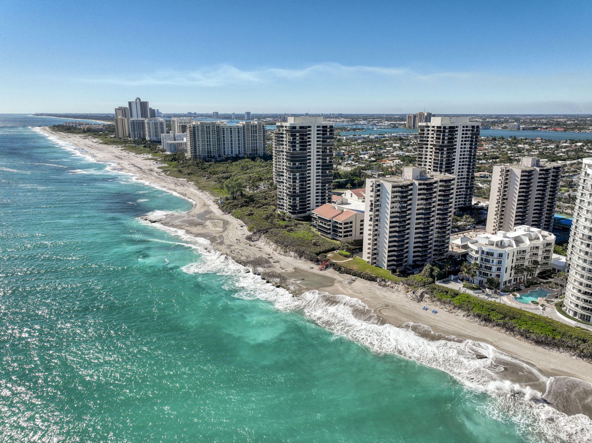 4200 N Ocean Drive, Unit 1-1405, Singer Island, FL 33404 Photo