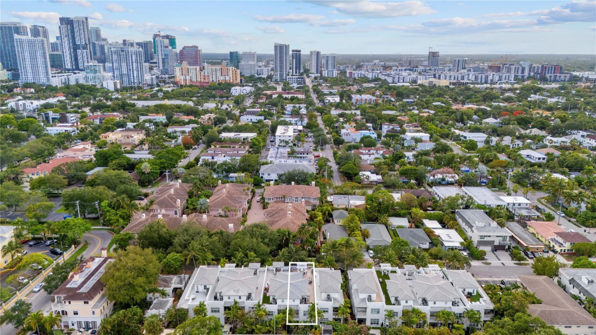 220 NE 15th Ave, Unit 220, Fort Lauderdale, FL 33301 Photo