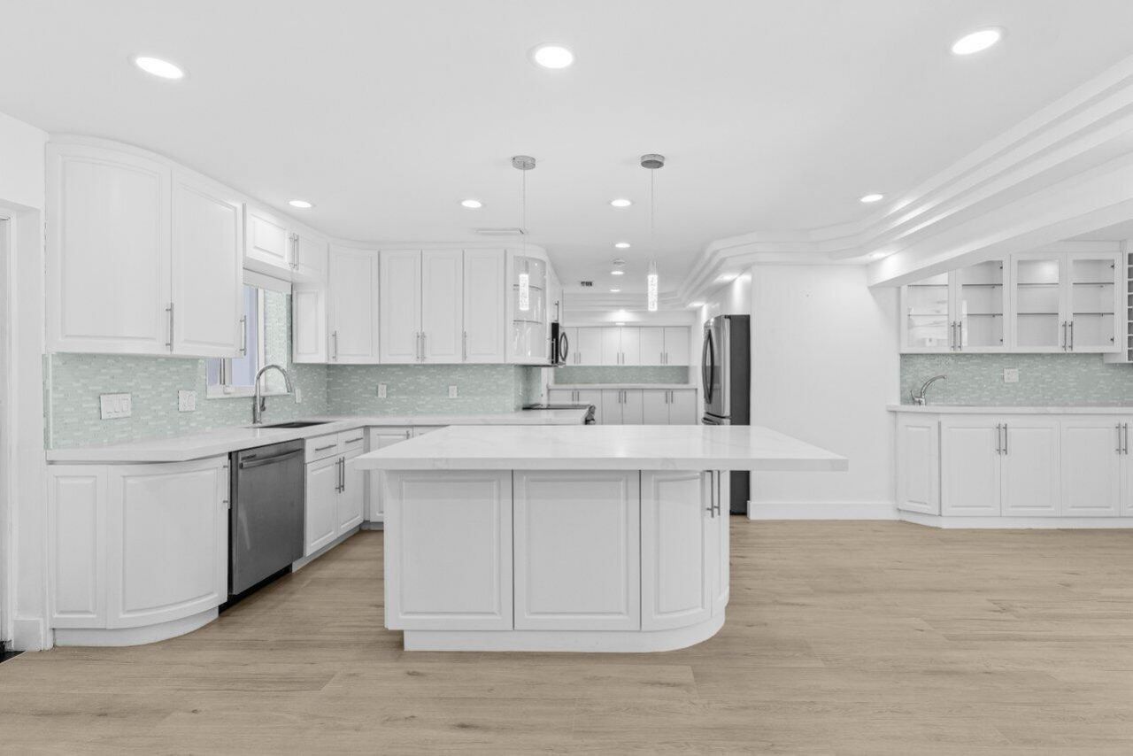 2611 NE 49 Street, Lighthouse Point, FL 33064 Photo