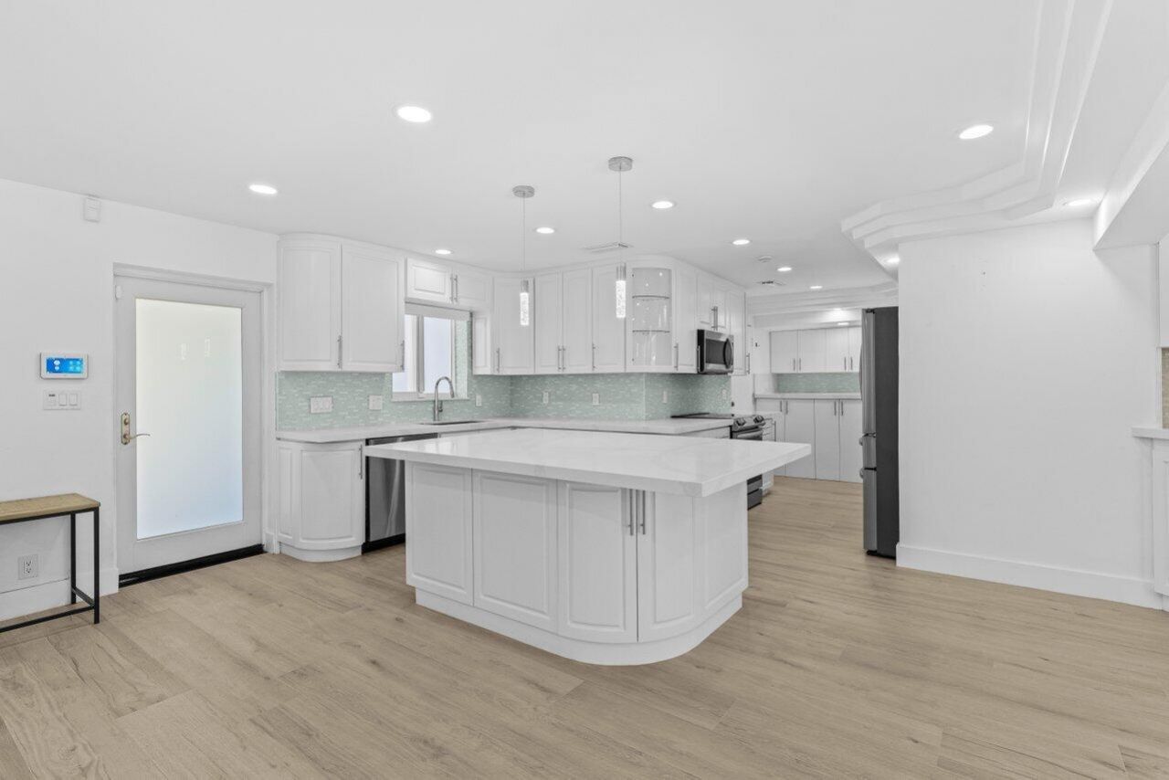 2611 NE 49 Street, Lighthouse Point, FL 33064 Photo