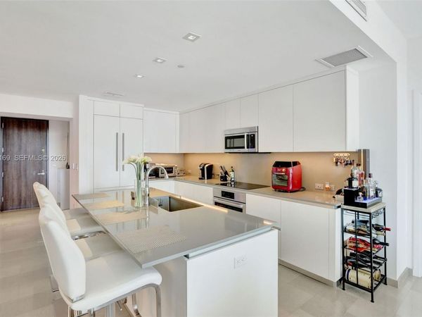 68 SE 6th St., Unit 1203, Miami, FL 33131