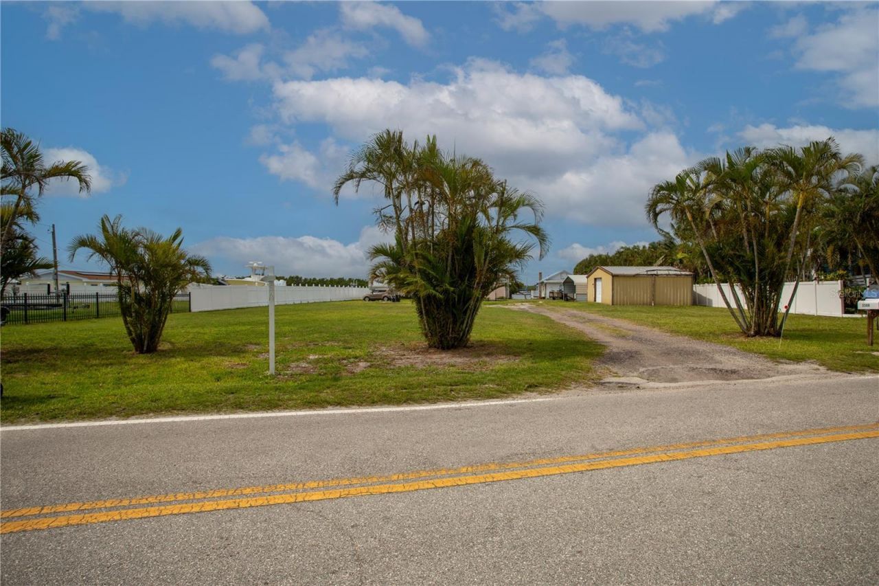 3312 W Shell Point Road, Ruskin, FL 33570 Photo