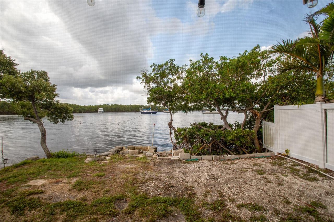 3312 W Shell Point Road, Ruskin, FL 33570 Photo
