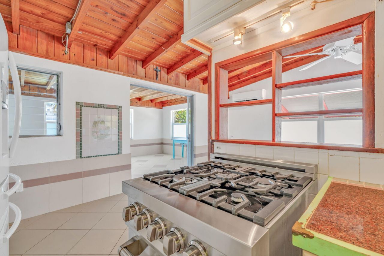 140 Gardenia Street, Tavernier, FL 33070 Photo