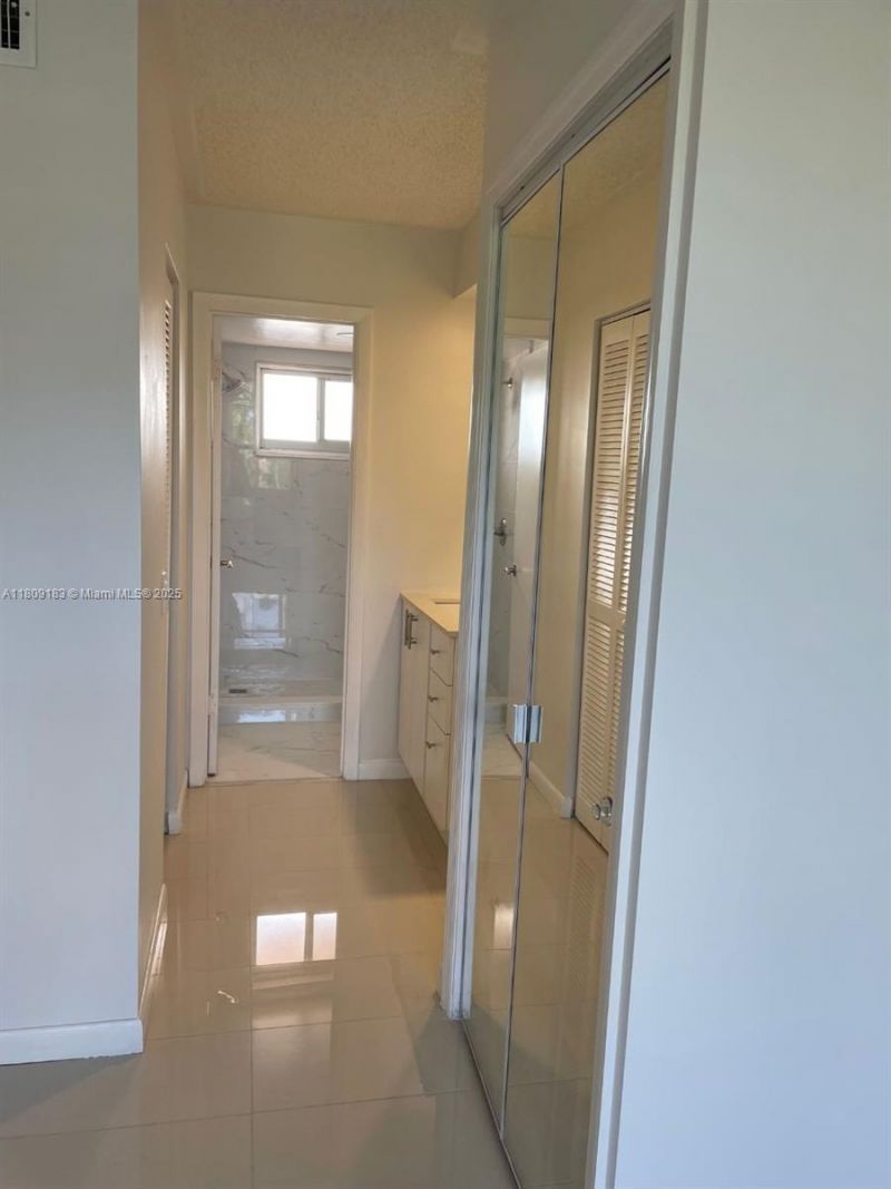 6850 R O Y A L Palm Bl, Unit 209-G, Margate, FL 33063 Photo