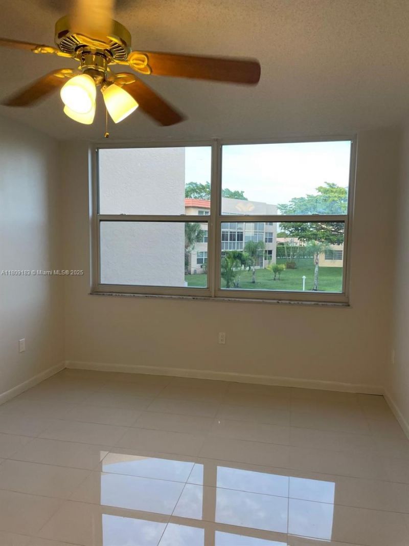 6850 R O Y A L Palm Bl, Unit 209-G, Margate, FL 33063 Photo