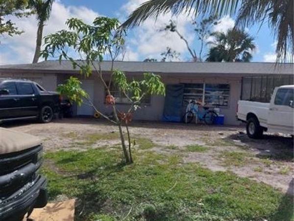 11421 Kimble DR, Unit 423, FORT MYERS, FL 33908