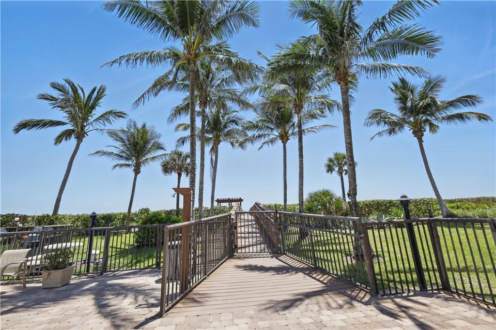 4200 N Highway A1a Street, Unit 413, Fort Pierce, FL 34949 Photo