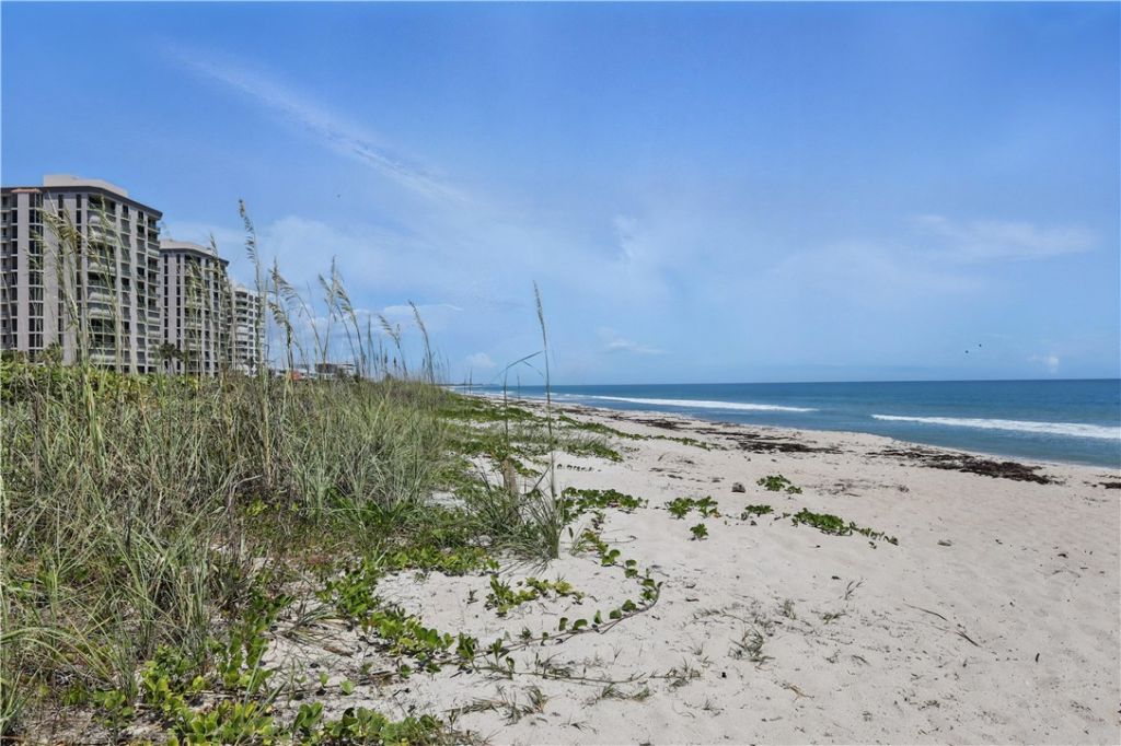 4200 N Highway A1a Street, Unit 413, Fort Pierce, FL 34949 Photo