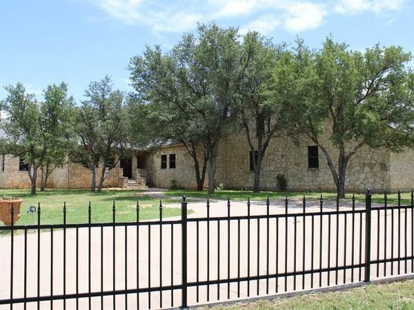 801 County Road 313, Eastland, TX 76448