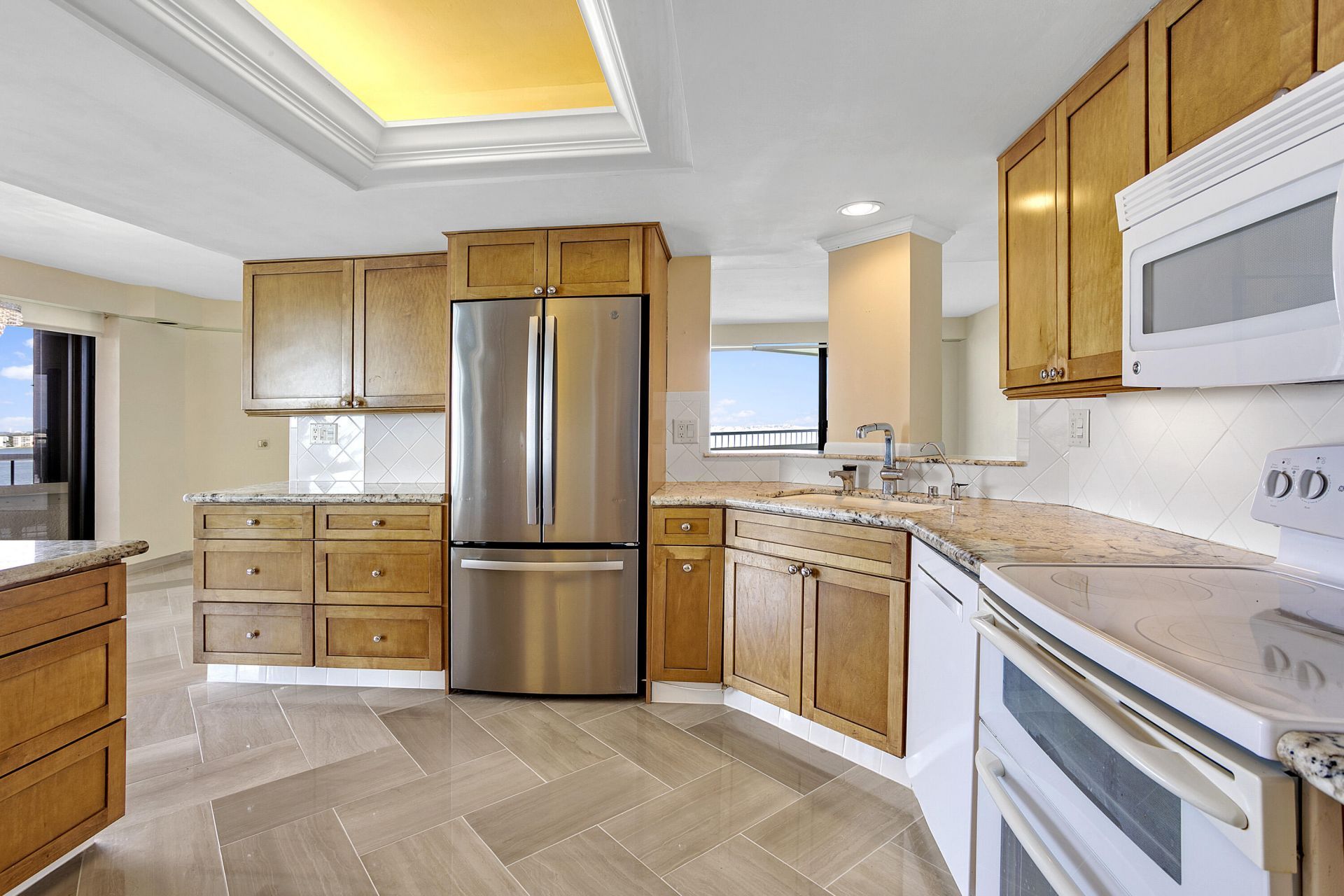 5080 N Ocean Drive, Unit 10c, Singer Island, FL 33404 Photo