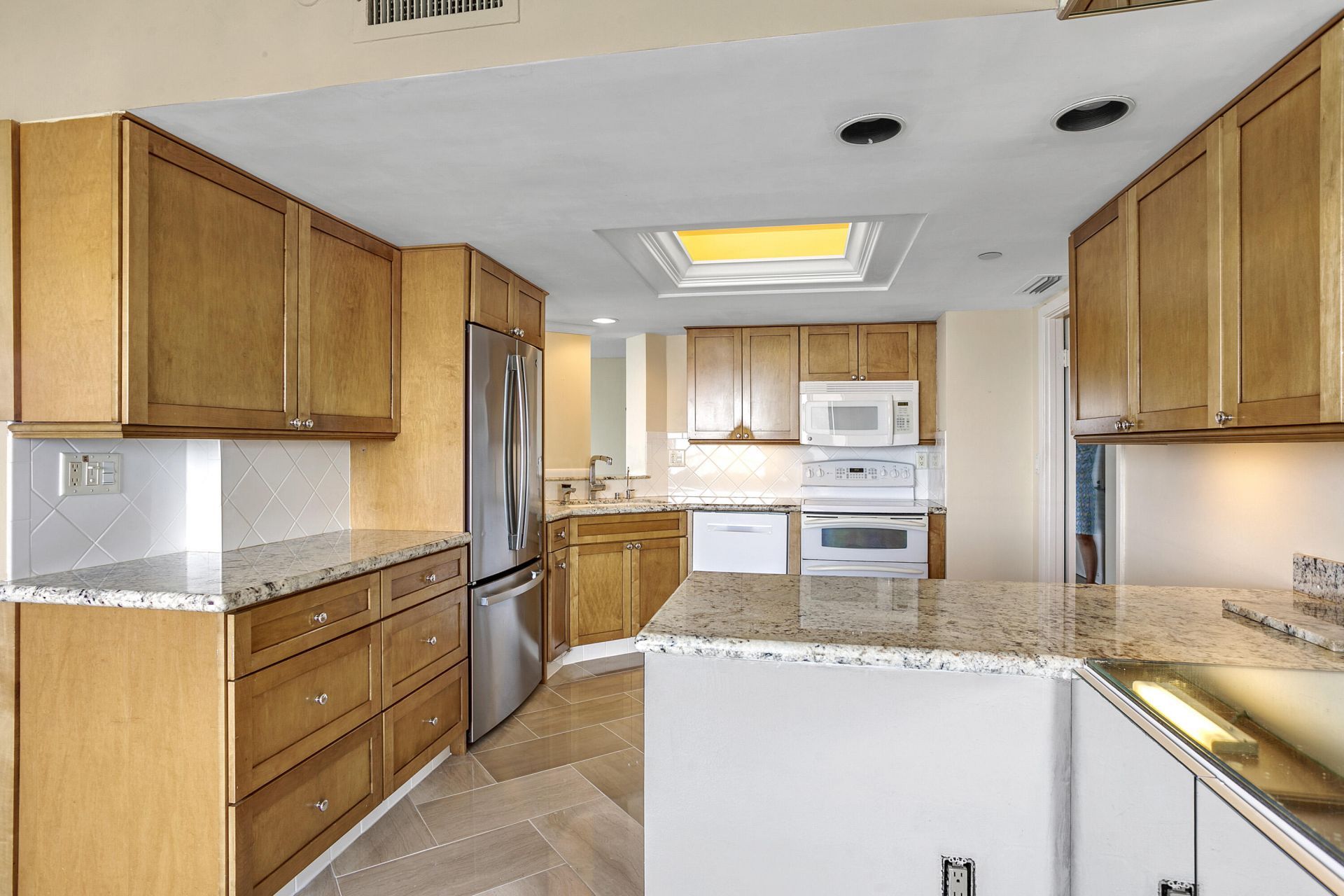 5080 N Ocean Drive, Unit 10c, Singer Island, FL 33404 Photo