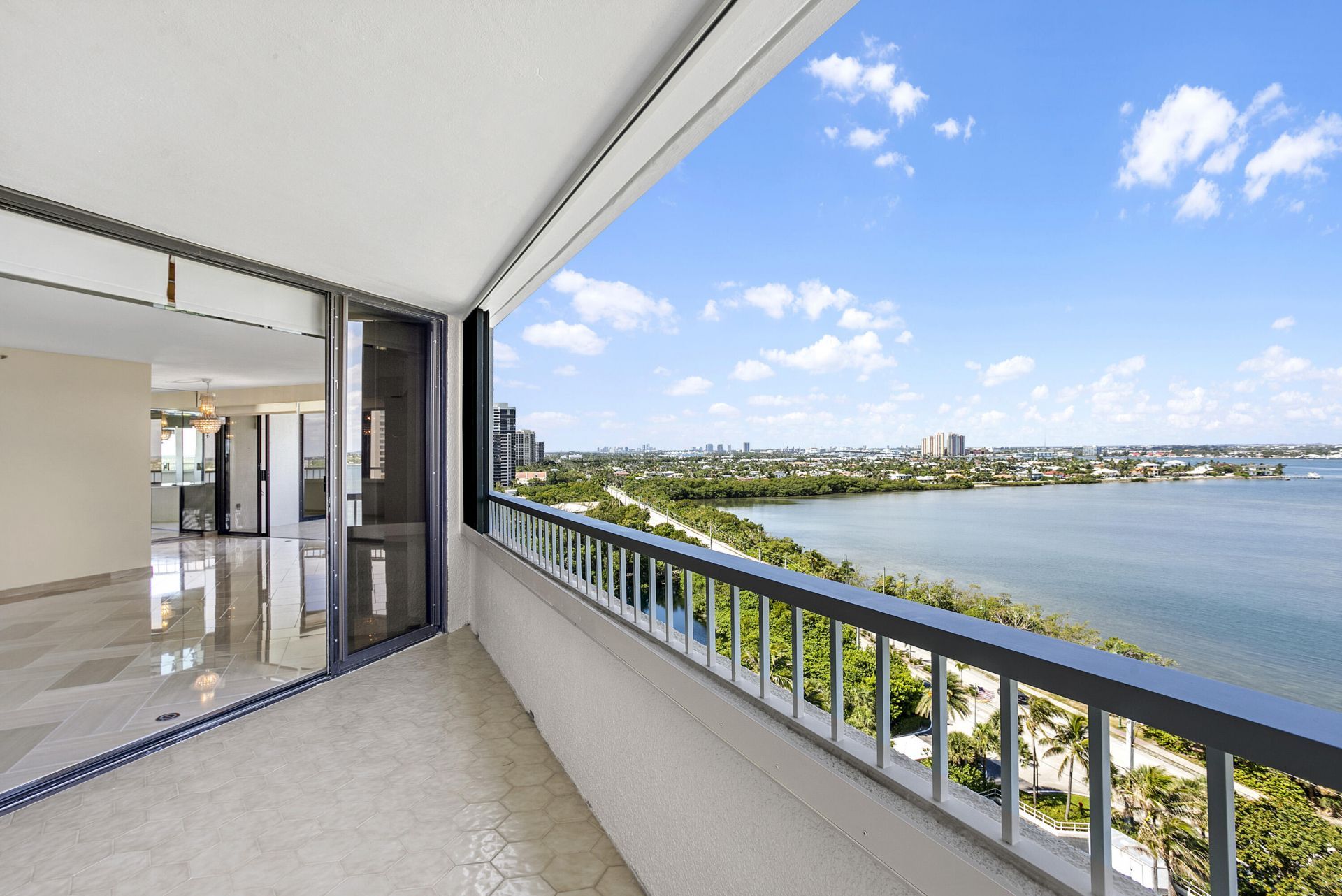 5080 N Ocean Drive, Unit 10c, Singer Island, FL 33404 Photo