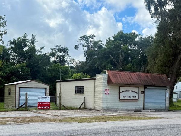 3903 MAIN STREET, MIDDLEBURG, FL 32068