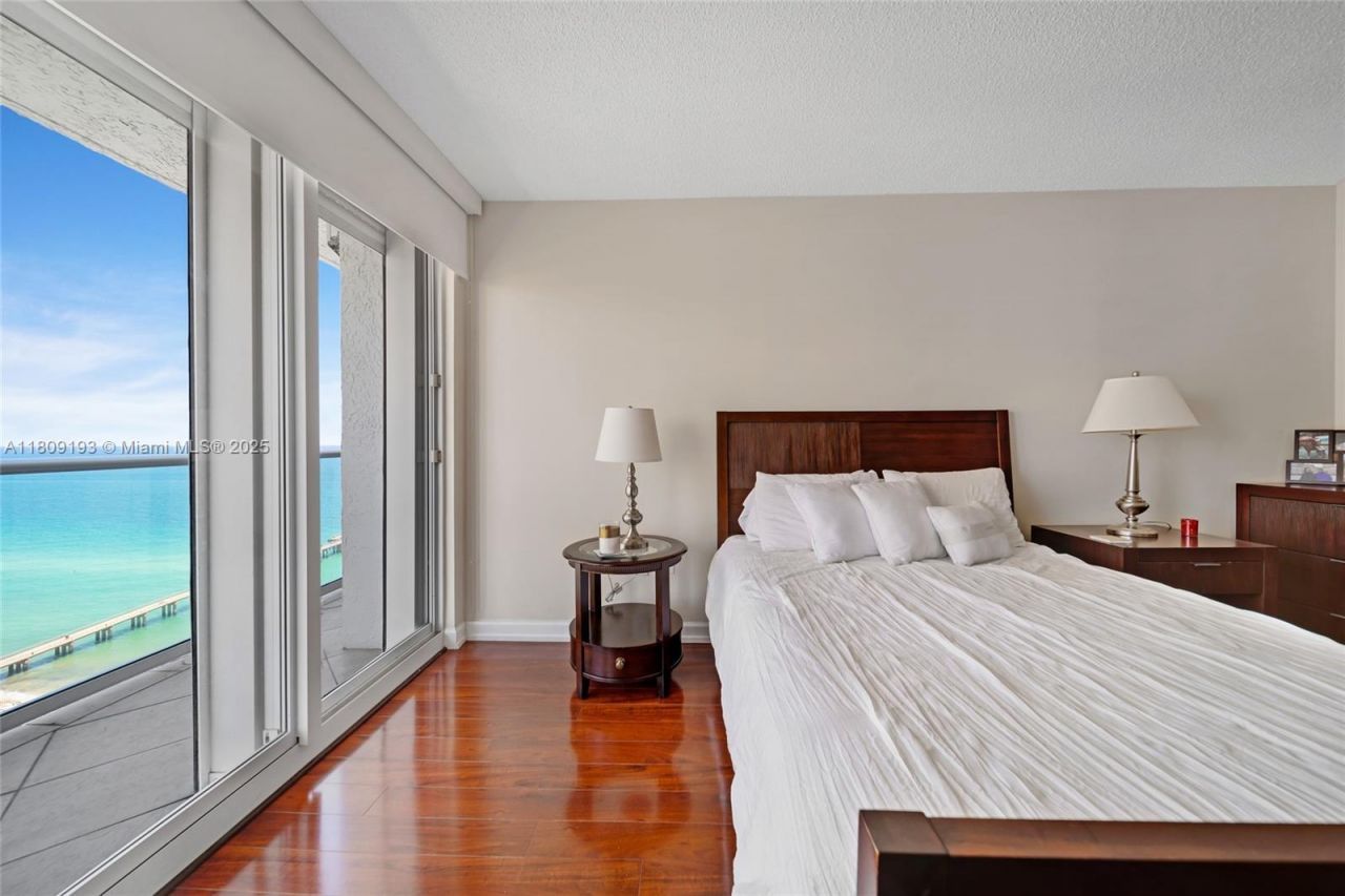 16445 Collins Ave, Unit 2226, Sunny Isles Beach, FL 33160 Photo