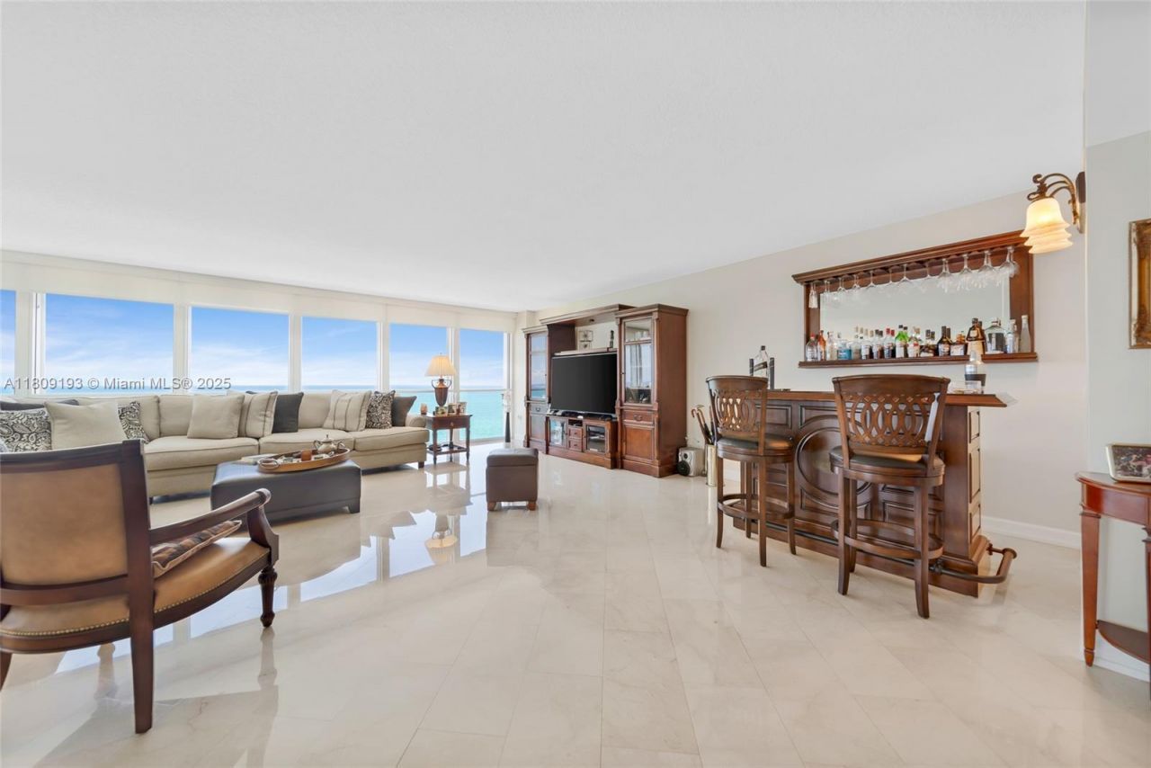 16445 Collins Ave, Unit 2226, Sunny Isles Beach, FL 33160 Photo