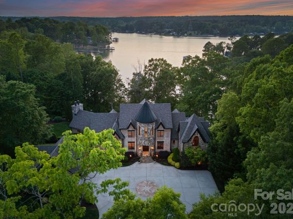 172 Tennessee Circle, Mooresville, NC 28117