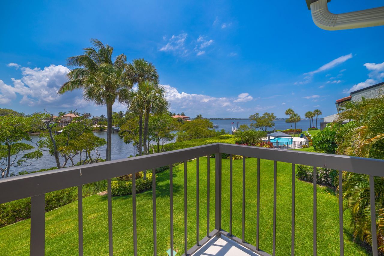 3474 S Ocean Boulevard, Unit 14, Palm Beach, FL 33480 Photo