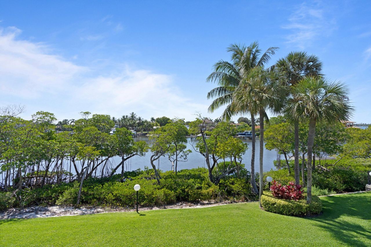 3474 S Ocean Boulevard, Unit 14, Palm Beach, FL 33480 Photo