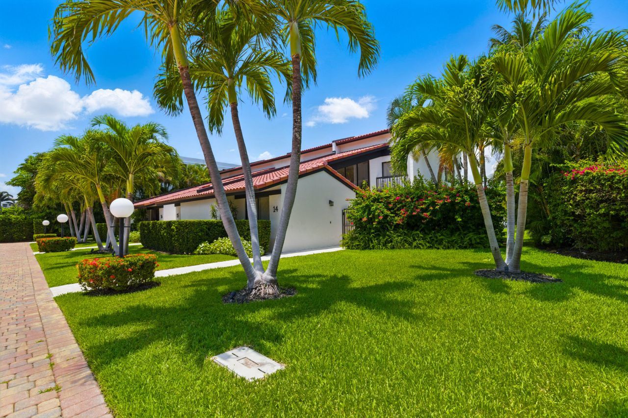3474 S Ocean Boulevard, Unit 14, Palm Beach, FL 33480 Photo