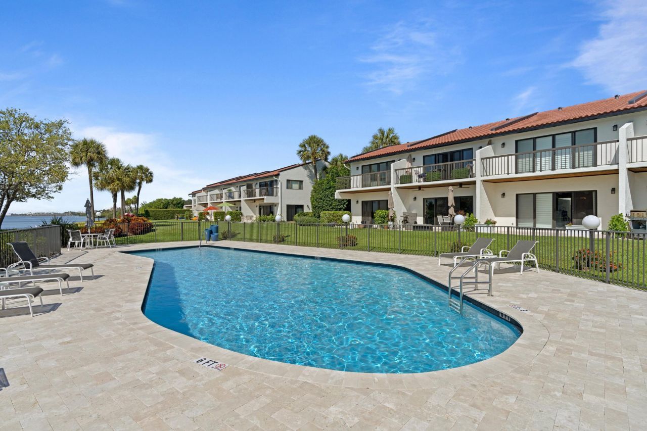 3474 S Ocean Boulevard, Unit 14, Palm Beach, FL 33480 Photo