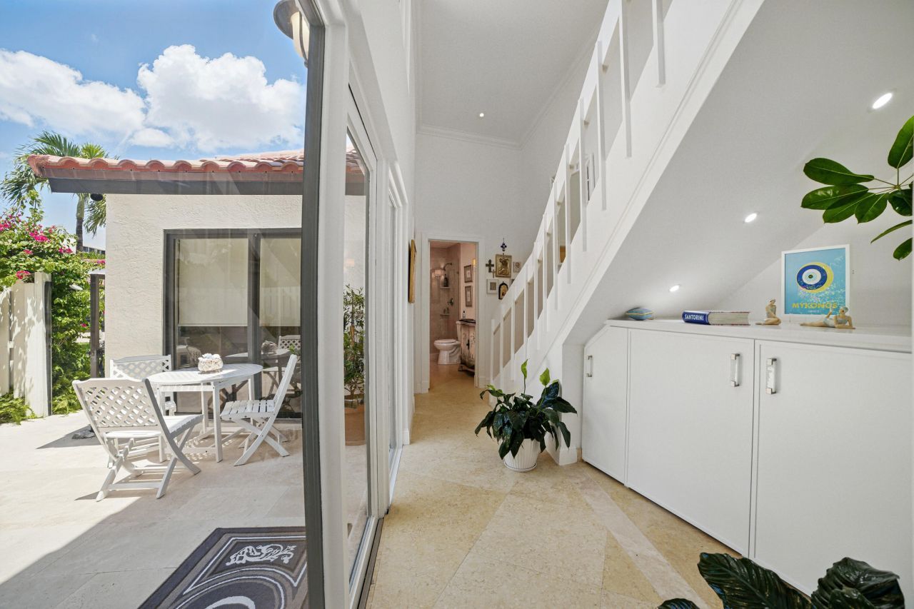 3474 S Ocean Boulevard, Unit 14, Palm Beach, FL 33480 Photo