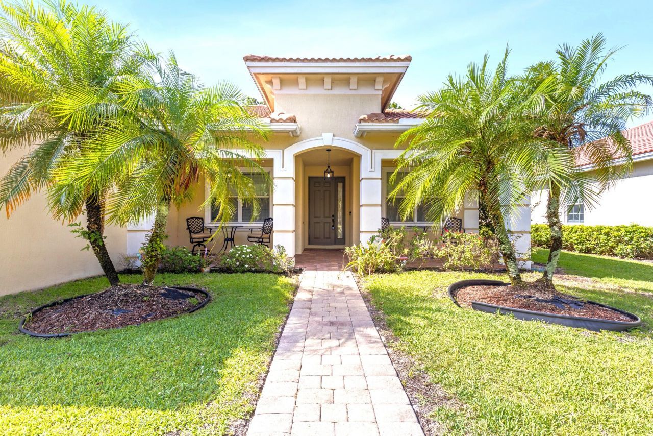 6809 Osage Circle, Greenacres, FL 33413 Photo