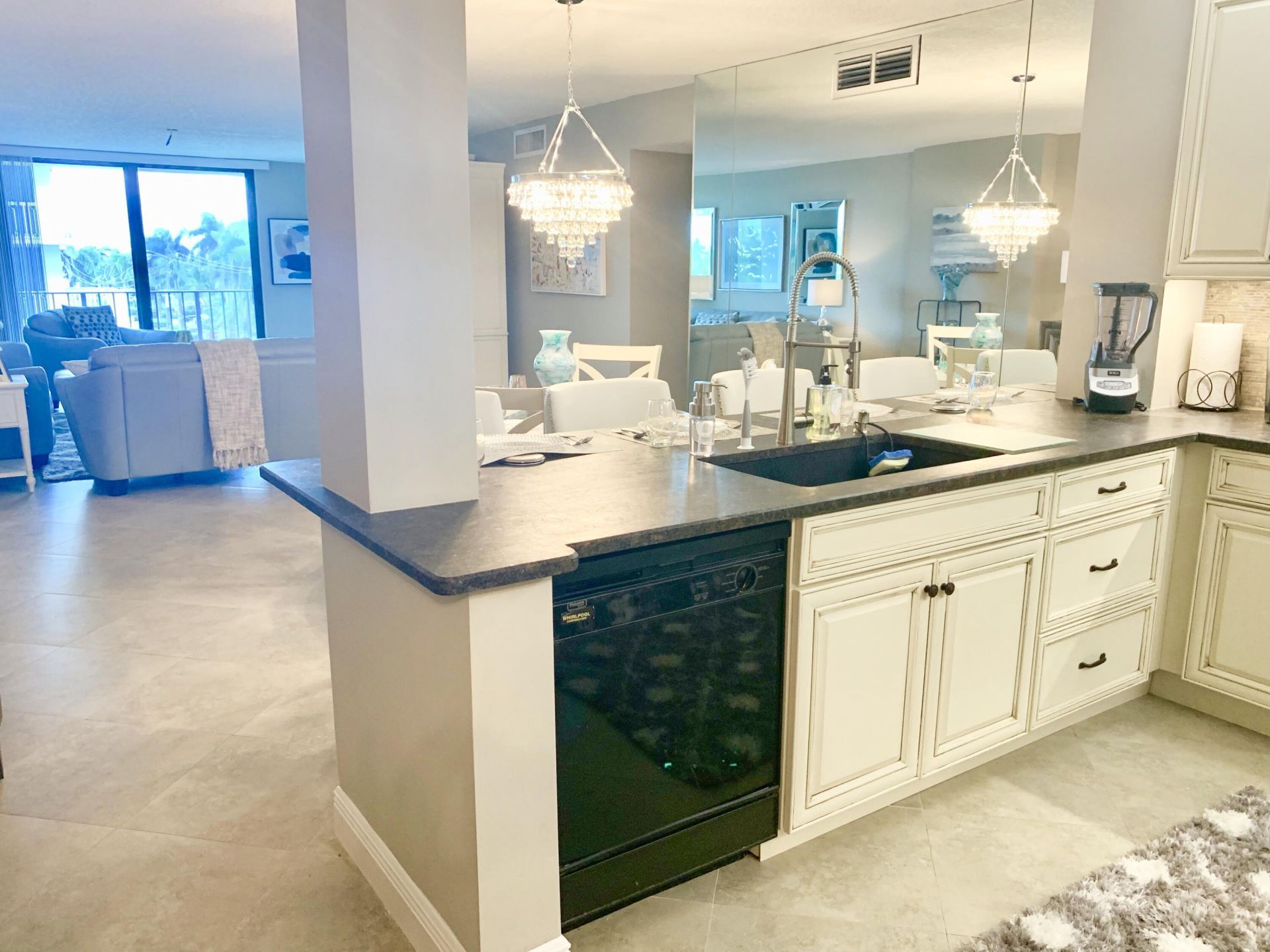 145 Ocean Avenue, Unit 419, Palm Beach Shores, FL 33404 Photo