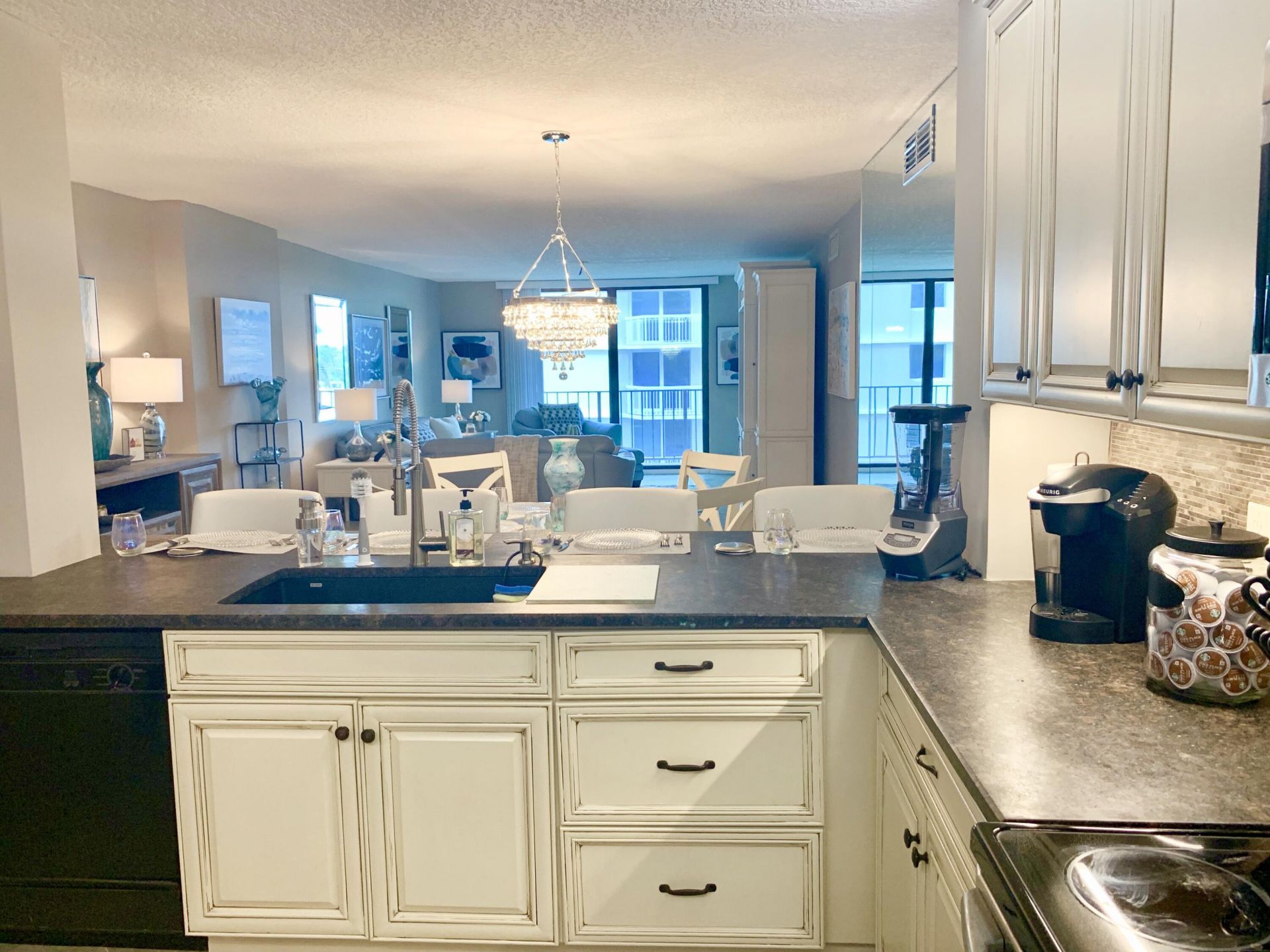 145 Ocean Avenue, Unit 419, Palm Beach Shores, FL 33404 Photo