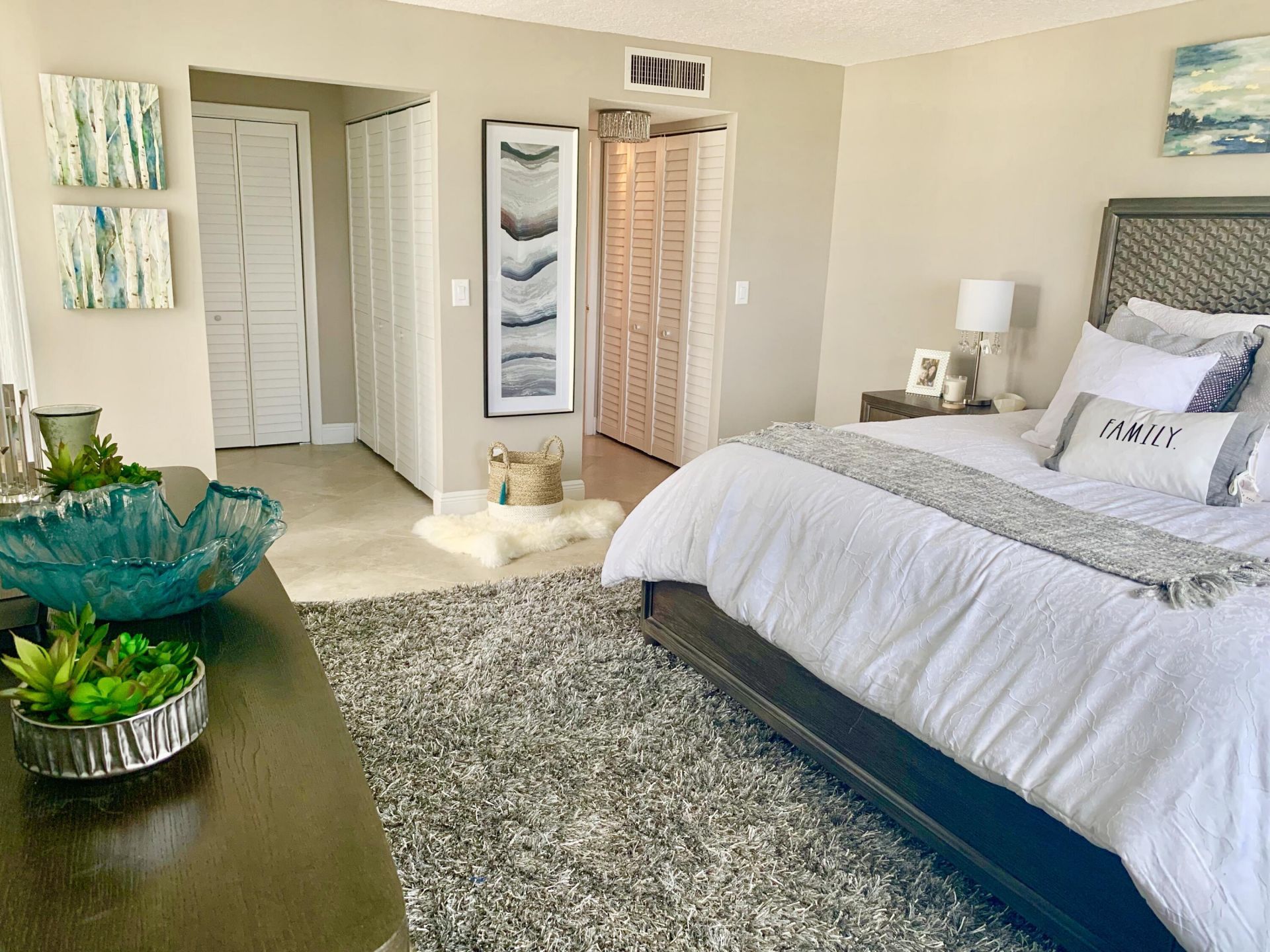 145 Ocean Avenue, Unit 419, Palm Beach Shores, FL 33404 Photo