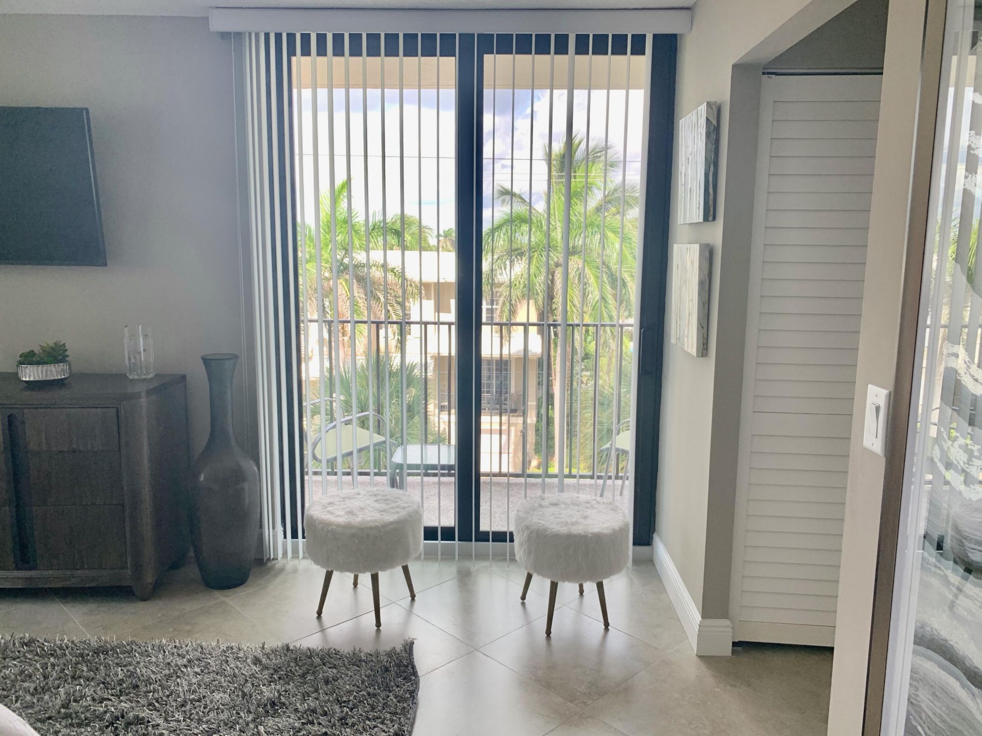 145 Ocean Avenue, Unit 419, Palm Beach Shores, FL 33404 Photo