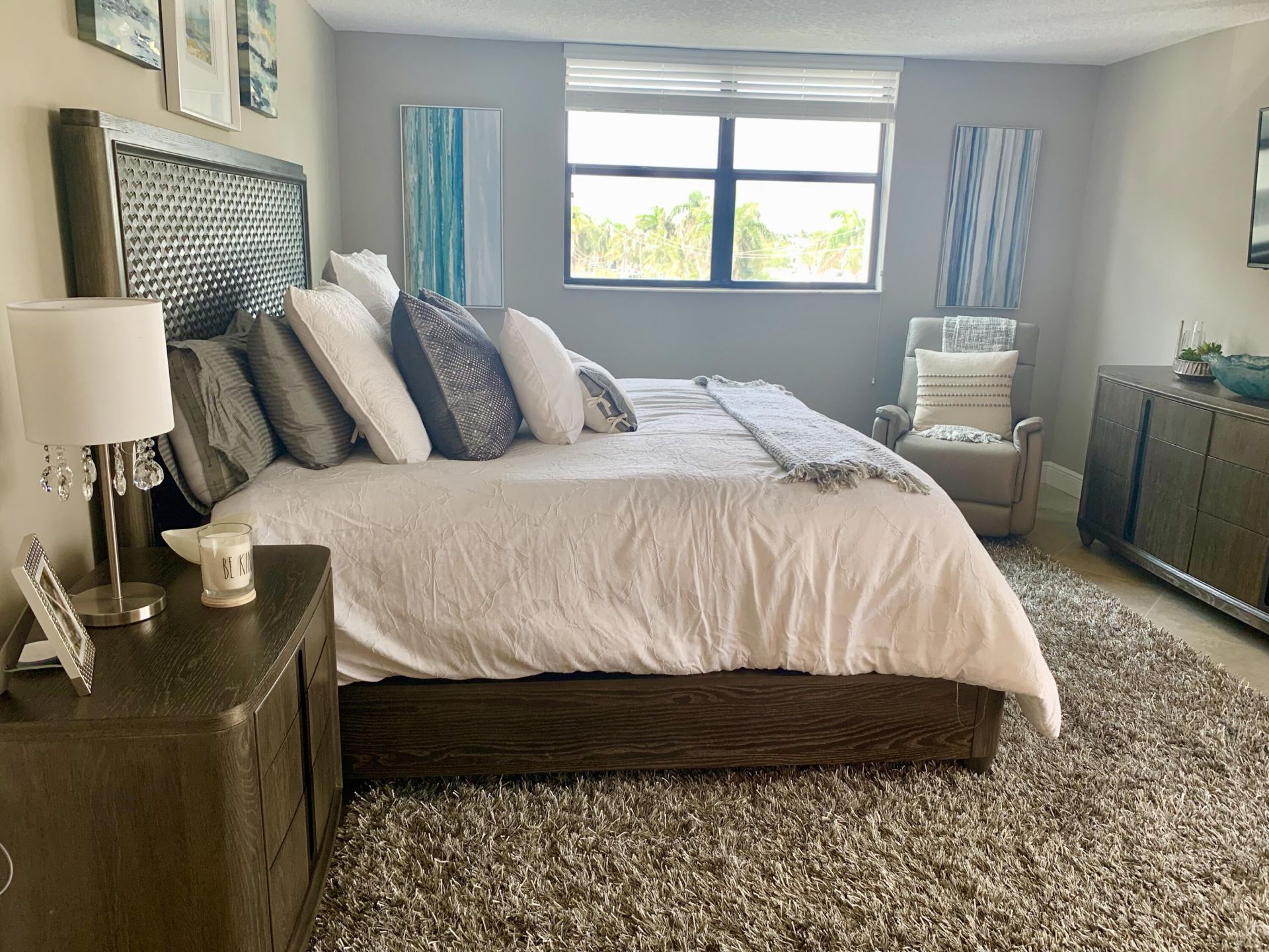 145 Ocean Avenue, Unit 419, Palm Beach Shores, FL 33404 Photo