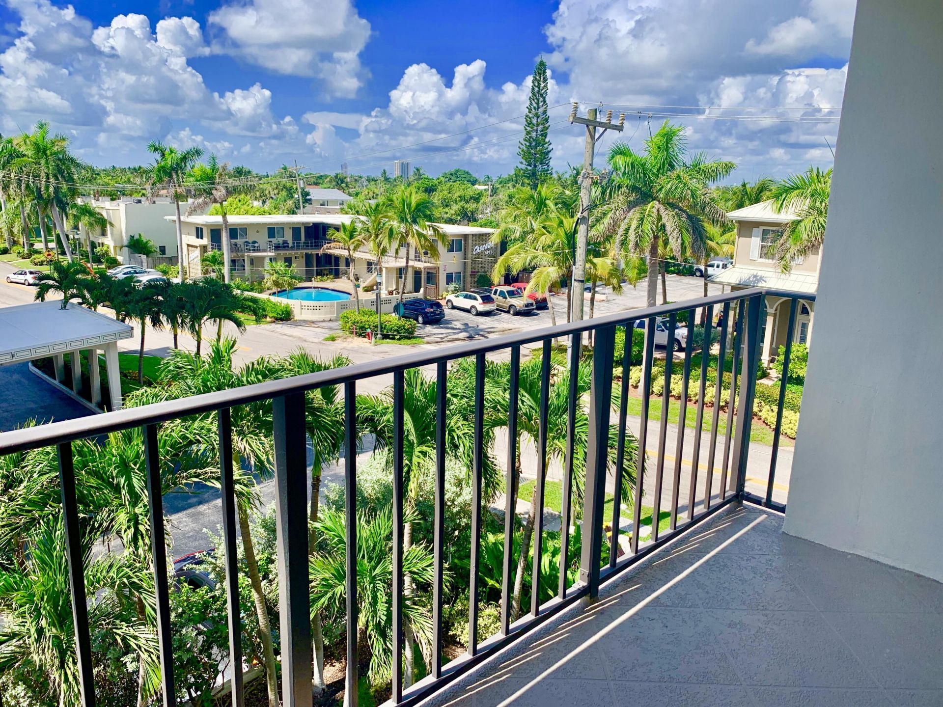 145 Ocean Avenue, Unit 419, Palm Beach Shores, FL 33404 Photo