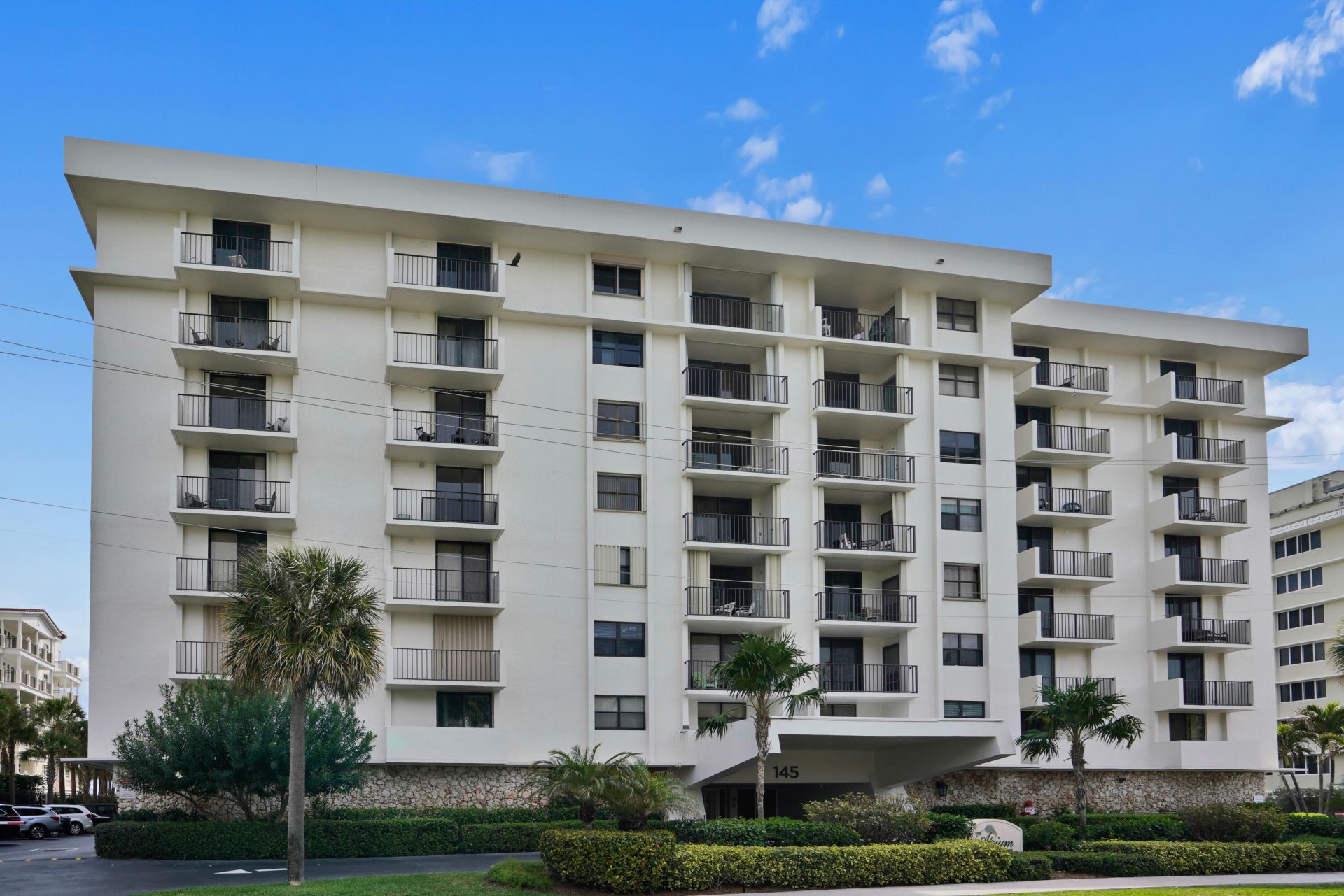 145 Ocean Avenue, Unit 419, Palm Beach Shores, FL 33404 Photo