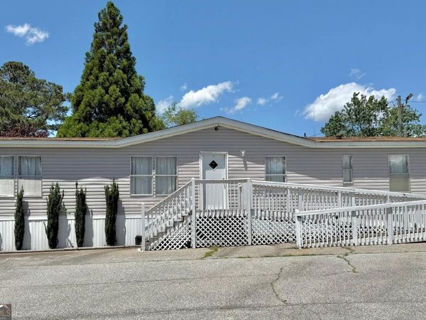 240 Professional Court, Dallas, GA 30132