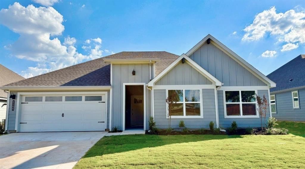 1149 Keystone Drive, Granbury, TX 76048 Main Photo