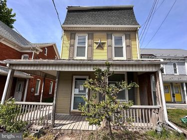 5247 LINCOLN HIGHWAY W, THOMASVILLE, PA 17364