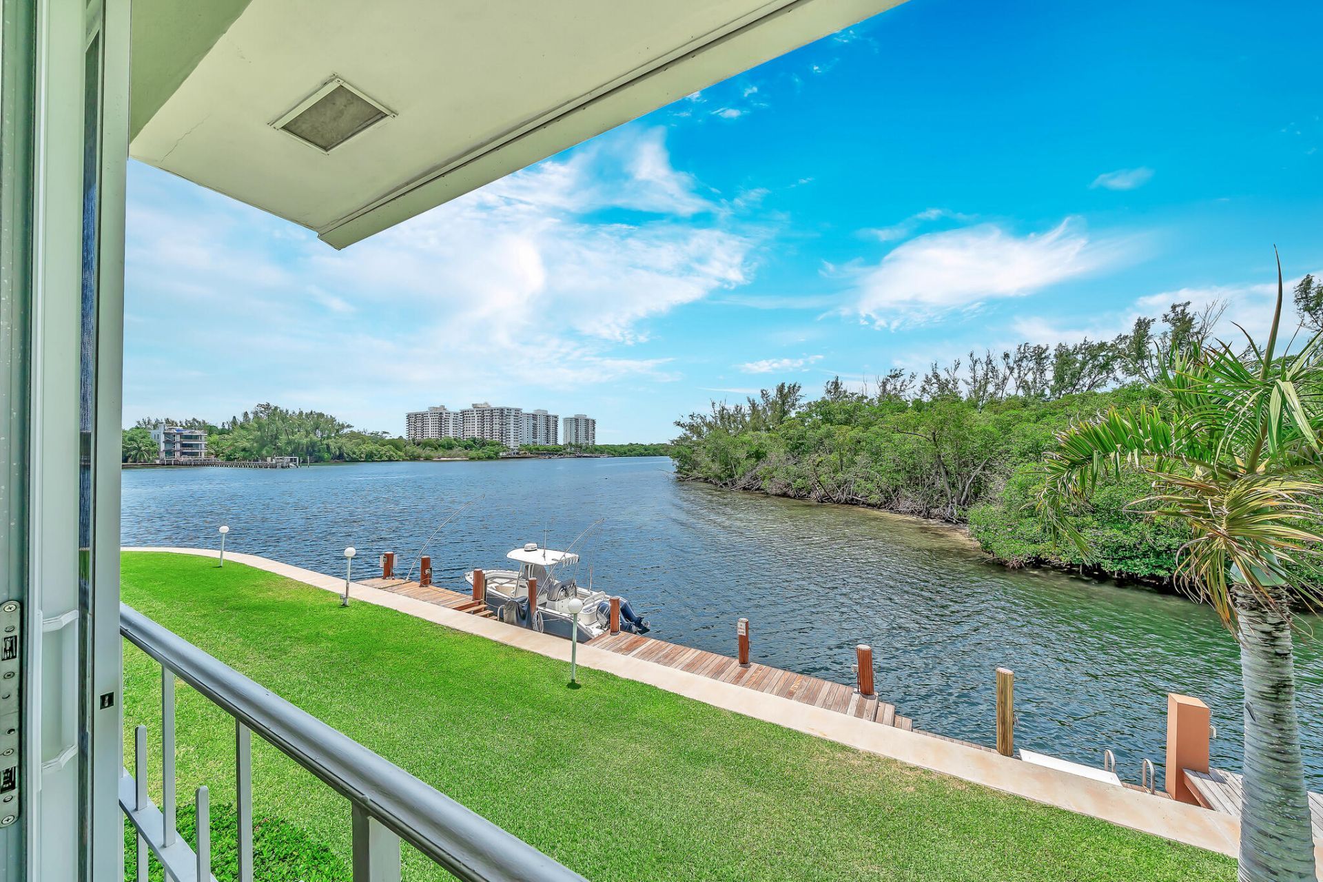 711 NE Harbour Terrace, Unit 4120, Boca Raton, FL 33431 Photo