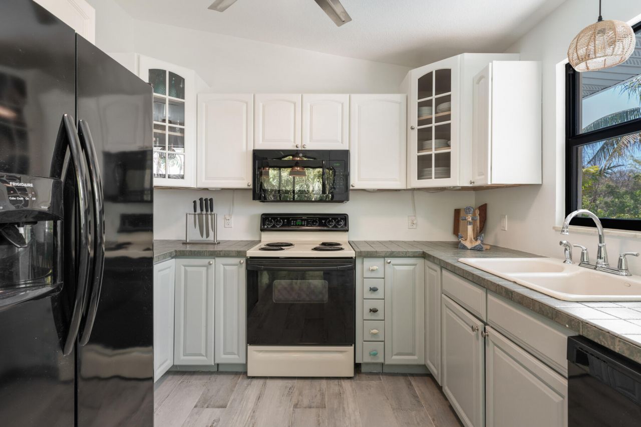 81 Jean La Fitte Drive, Key Largo, FL 33037 Photo