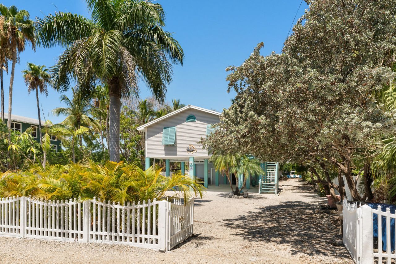 81 Jean La Fitte Drive, Key Largo, FL 33037 Photo