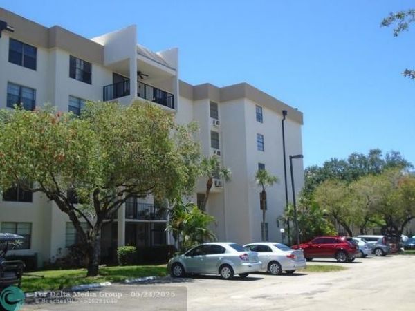 6195 Rock Island Rd, Unit 402, Tamarac, FL 33319