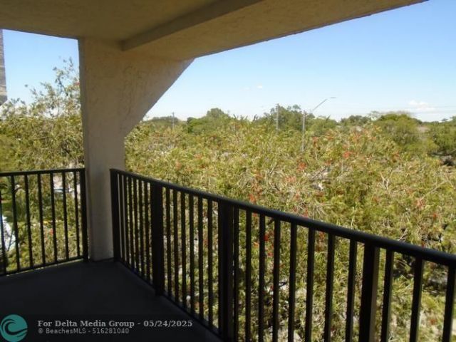 6195 Rock Island Rd, Unit 402, Tamarac, FL 33319 Photo