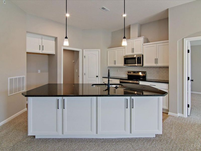 527 Tradition Ridge, Unit 81304, Union Twp, OH 45245 Photo 3