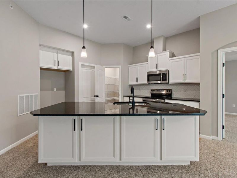 527 Tradition Ridge, Unit 81304, Union Twp, OH 45245 Photo 3