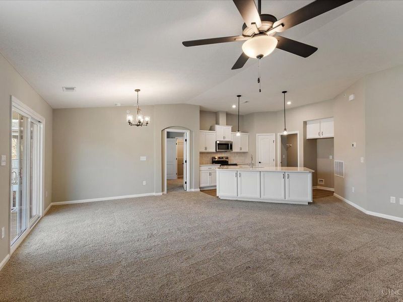 547 Tradition Ridge, Unit 81301, Union Twp, OH 45245 Photo 6