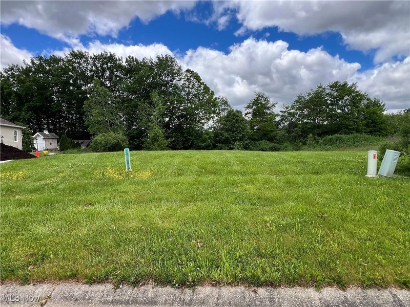 4703 Stevie Avenue SW, Massillon, OH 44646 Photo 2