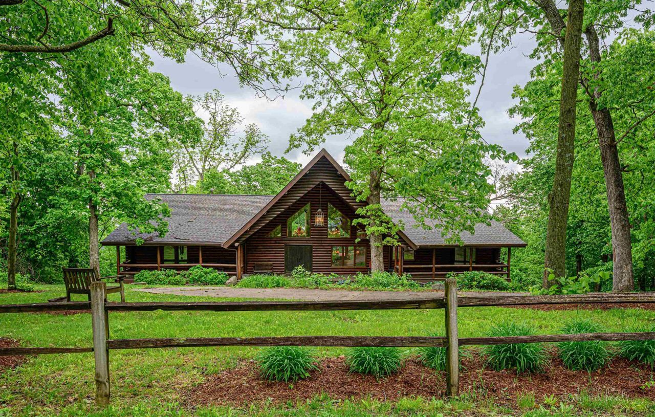 55 Stony Point, GALENA, IL 61036