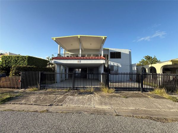 4487(N-11), ALMEDA STREET, PUNTO ORO, PONCE, PR 00728